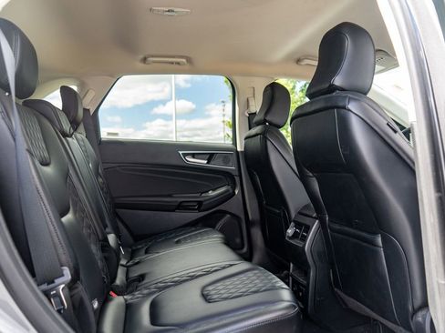 Used 2024 Ford Edge Titanium image 14