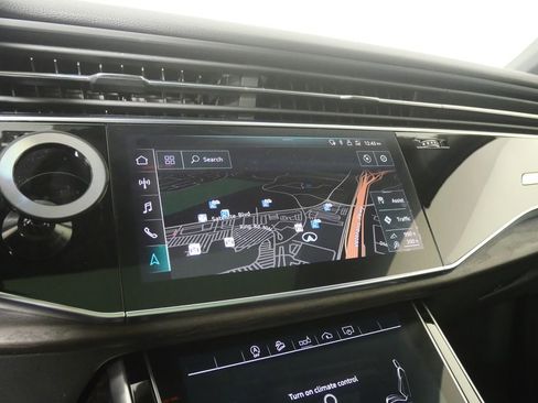 Used 2020 Audi Q7 3.0T Premium Plus w/ Premium Plus Package image 25