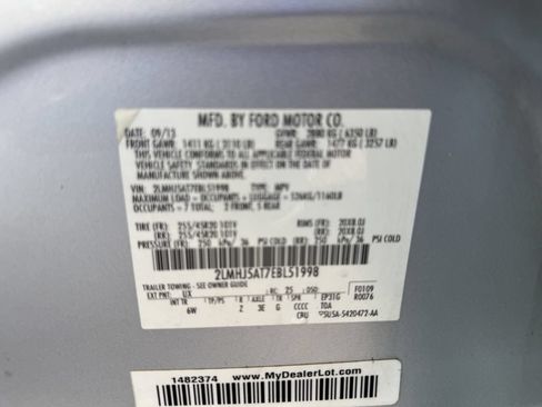 Used 2014 Lincoln MKT AWD w/ Equipment Group 201A image 18
