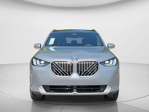 New 2026 BMW X3 xDrive30 w/ Premium Package image 2