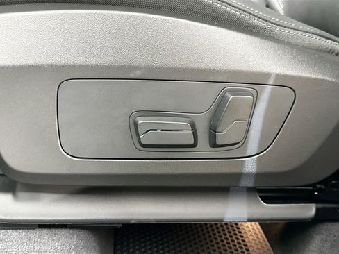 New 2026 BMW X1 xDrive28i w/ Technology Package image 18