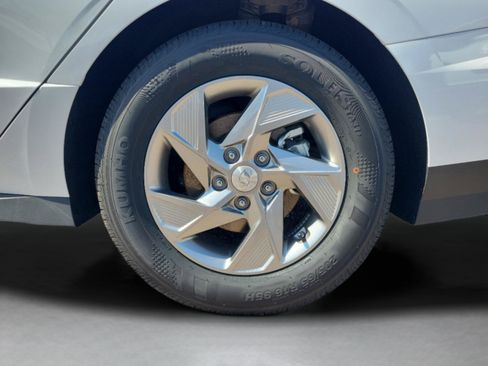 New 2026 Hyundai Sonata SE FWD image 32