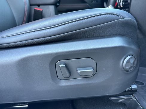 Used 2024 Jeep Wrangler Unlimited Rubicon w/ Convenience Group image 22