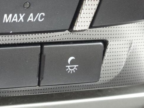 Used 2011 Ford Fusion Hybrid image 7