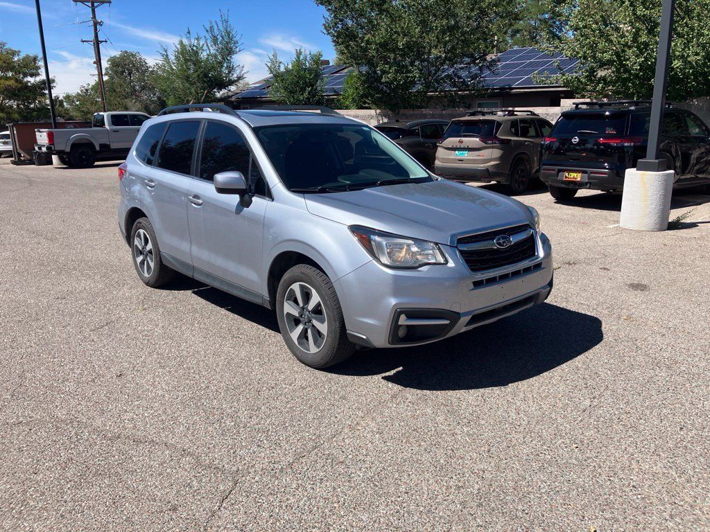 Used 2017 Subaru Forester 2.5i Limited w/ Popular Package #2 AWD/4WD image 3