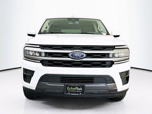 Used 2024 Ford Expedition XLT image 2