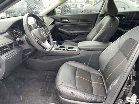 Used 2022 Nissan Altima 2.5 SR image 11