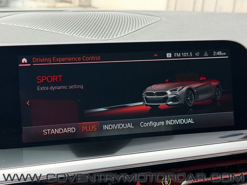 Used 2025 BMW Z4 M40i w/ Edition image 27