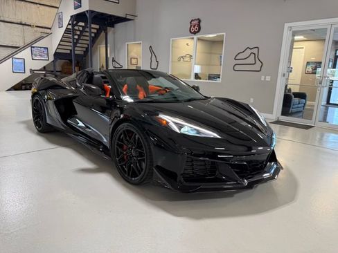 Used 2025 Chevrolet Corvette Z06 w/ Z07 Performance Package RWD image 62
