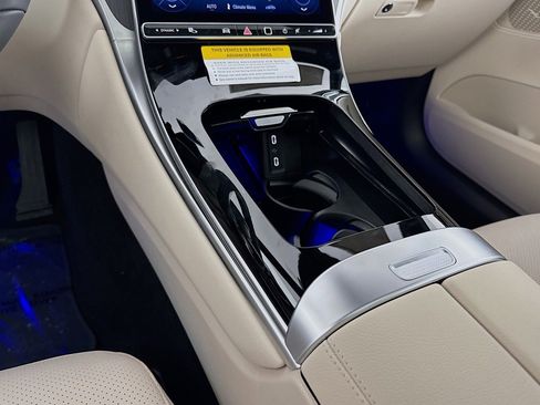 New 2026 Mercedes-Benz GLC 300 image 5