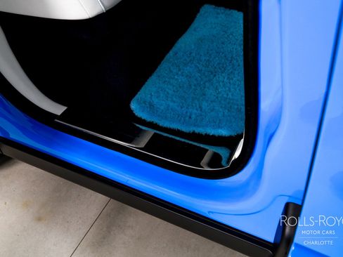 Used 2023 Rolls-Royce Cullinan image 30