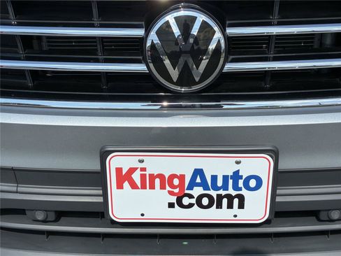 Certified 2023 Volkswagen Tiguan SE FWD image 9