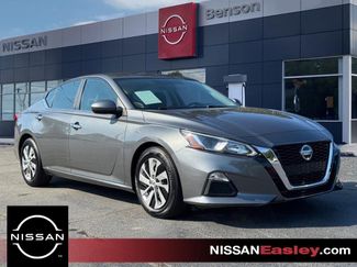 Used 2020 Nissan Altima 2.5 S image 1