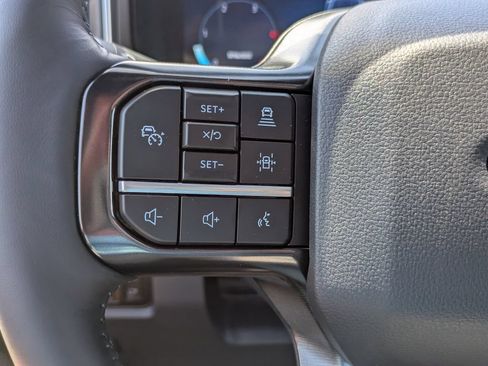 New 2026 Ford F250 Platinum AWD/4WD image 19