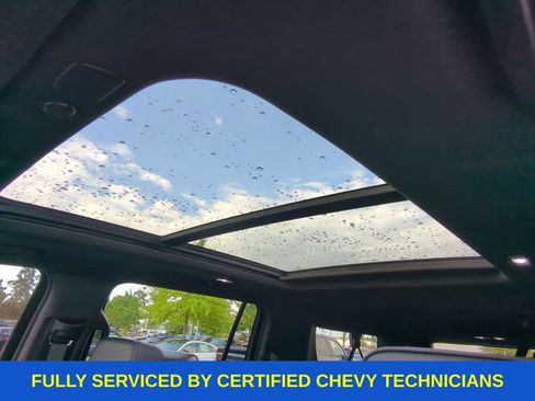 Used 2023 GMC Yukon XL Denali AWD/4WD image 35