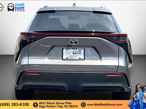 Used 2025 Toyota bZ4X AWD w/ Weather Package image 3