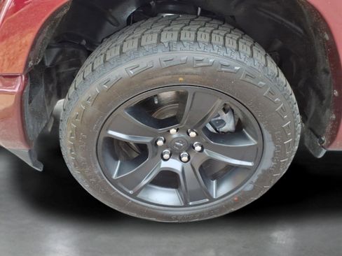 Used 2022 RAM 1500 Limited AWD/4WD image 9