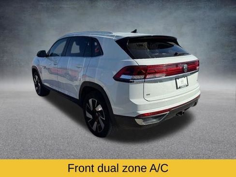 Used 2024 Volkswagen Atlas Cross Sport SE AWD/4WD image 6