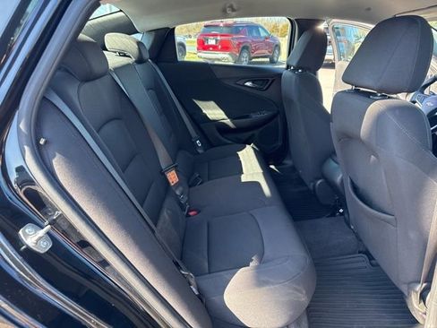 Used 2024 Chevrolet Malibu RS FWD image 34