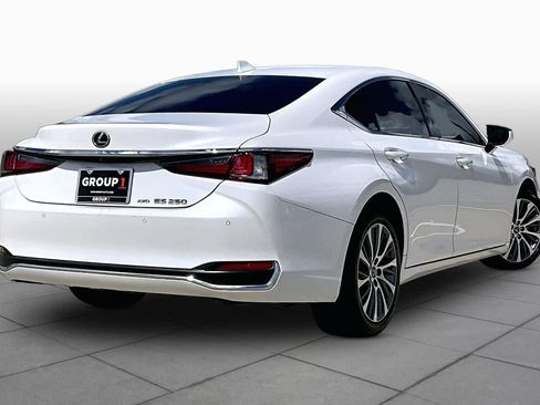 Used 2021 Lexus ES 250 w/ Premium Package AWD/4WD image 13