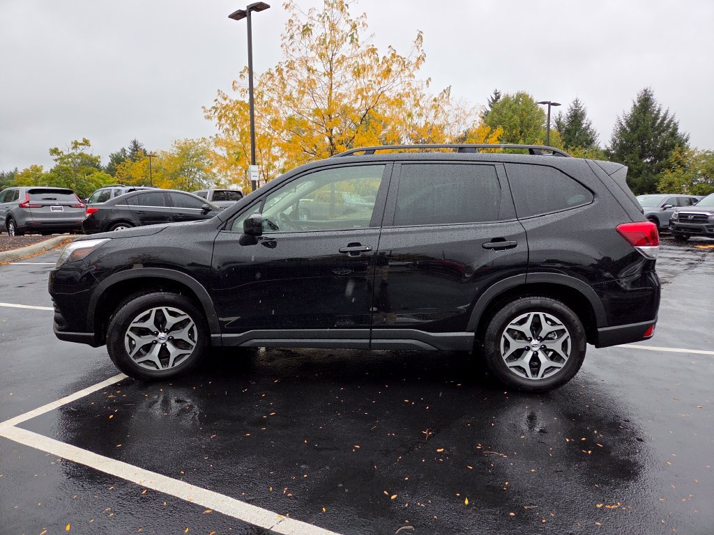 Used 2023 Subaru Forester Premium AWD/4WD image 20