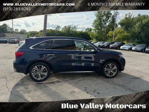 Used 2017 Acura MDX SH-AWD w/ Technology Package image 3
