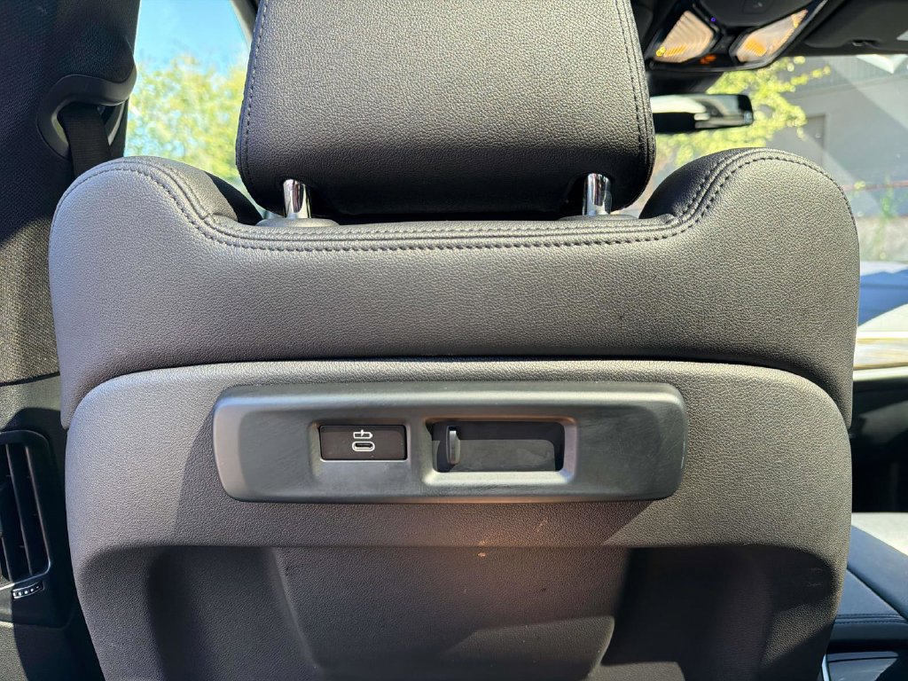 Used 2021 BMW X5 xDrive40i w/ Convenience Package AWD/4WD image 22