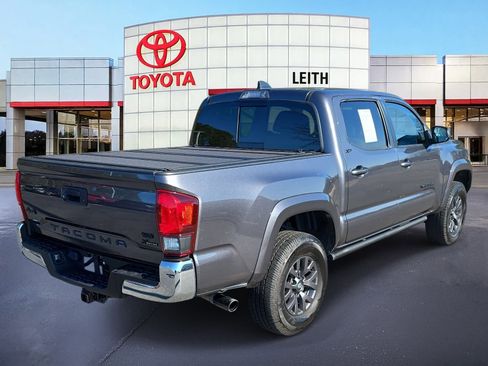 Used 2021 Toyota Tacoma SR5 image 8