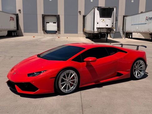 Used 2017 Lamborghini Huracan LP 610-4 AWD/4WD image 13