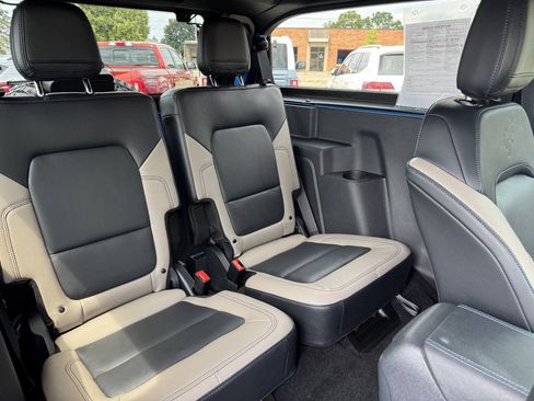 Used 2024 Ford Bronco Wildtrak AWD/4WD image 17