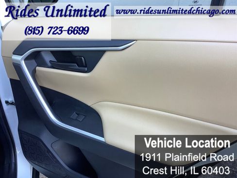 Used 2020 Toyota RAV4 LE image 24