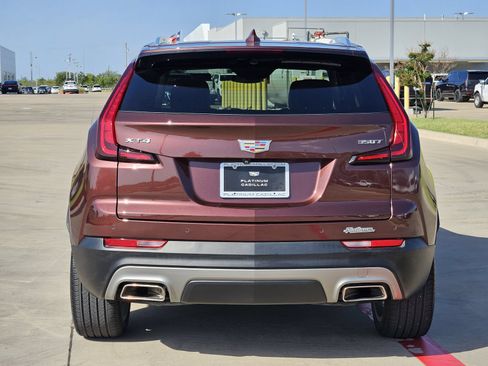Certified 2023 Cadillac XT4 Premium Luxury FWD image 8