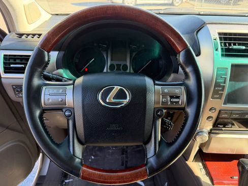 Used 2010 Lexus GX 460 image 44
