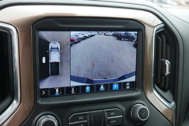 Used 2022 Chevrolet Silverado 3500 High Country AWD/4WD image 3