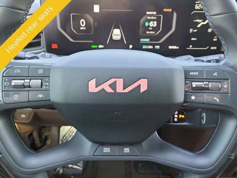 Certified 2024 Kia EV9 GT-Line AWD/4WD image 22