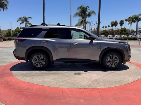 New 2026 Nissan Pathfinder SV w/ Cargo Package FWD image 9