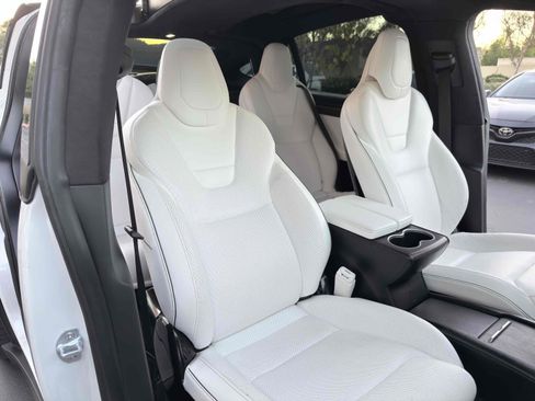 Used 2016 Tesla Model X 90D image 63