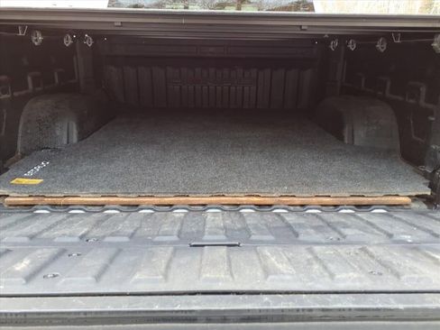 Used 2019 GMC Sierra 1500 Denali w/ Denali Ultimate Package image 12