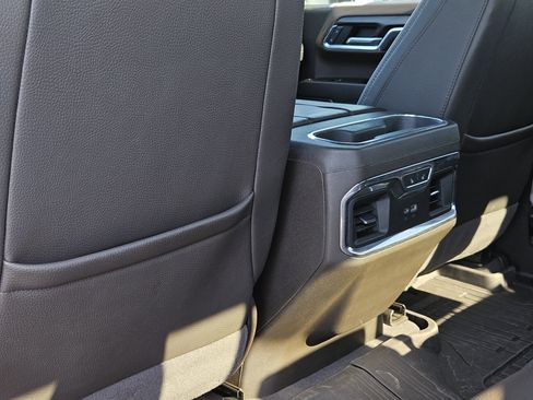 Used 2024 GMC Sierra 3500 Denali w/ Denali Reserve Package image 30