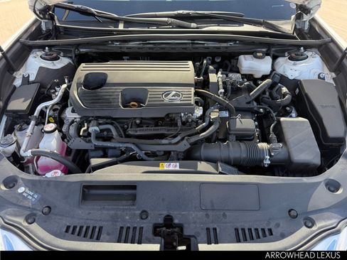 Used 2025 Lexus ES 300h w/ Premium Package image 32