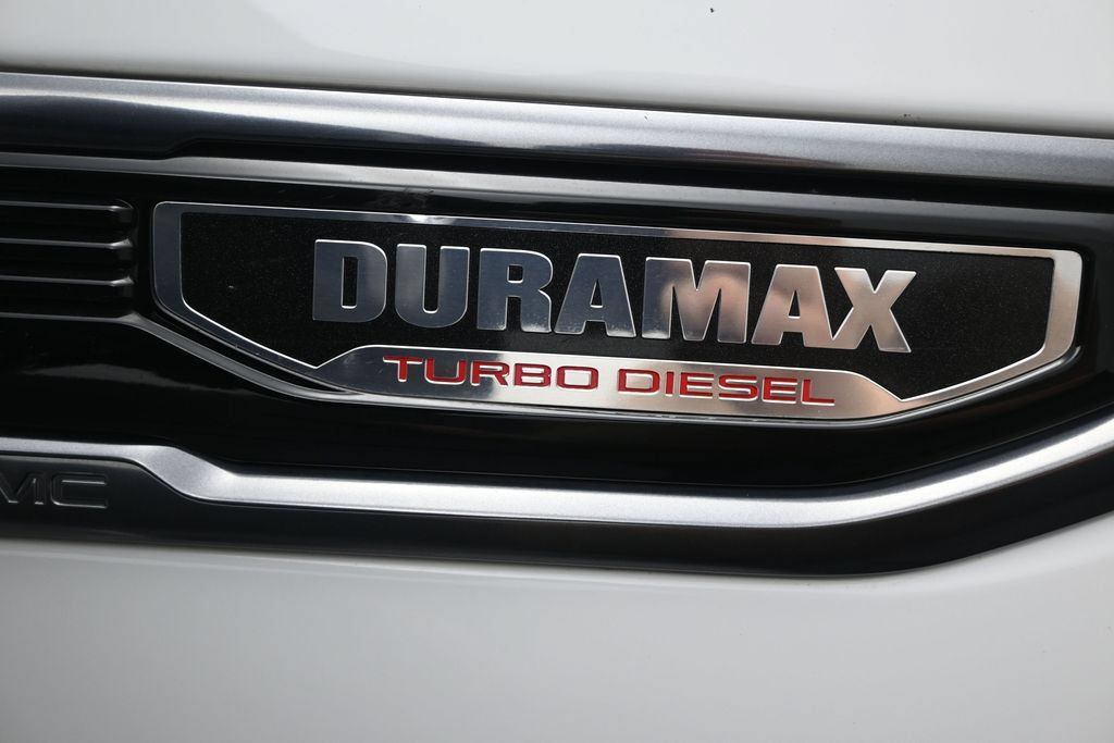 Used 2021 GMC Sierra 1500 AT4 w/ AT4 Value Package AWD/4WD image 6