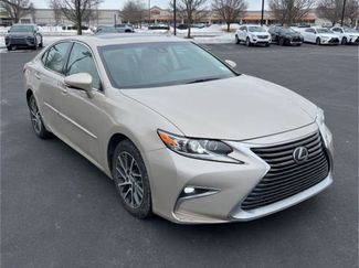Used 2016 Lexus ES 350 w/ Luxury Package w/Wood Trim video 1