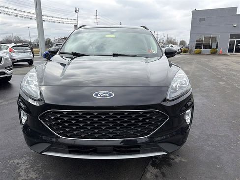 Used 2020 Ford Escape Titanium w/ Titanium Premium Package 2.0 image 10