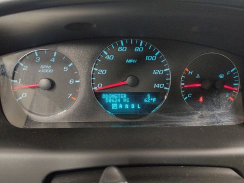 Used 2015 Chevrolet Impala LT w/ LT Sunroof Package FWD image 23