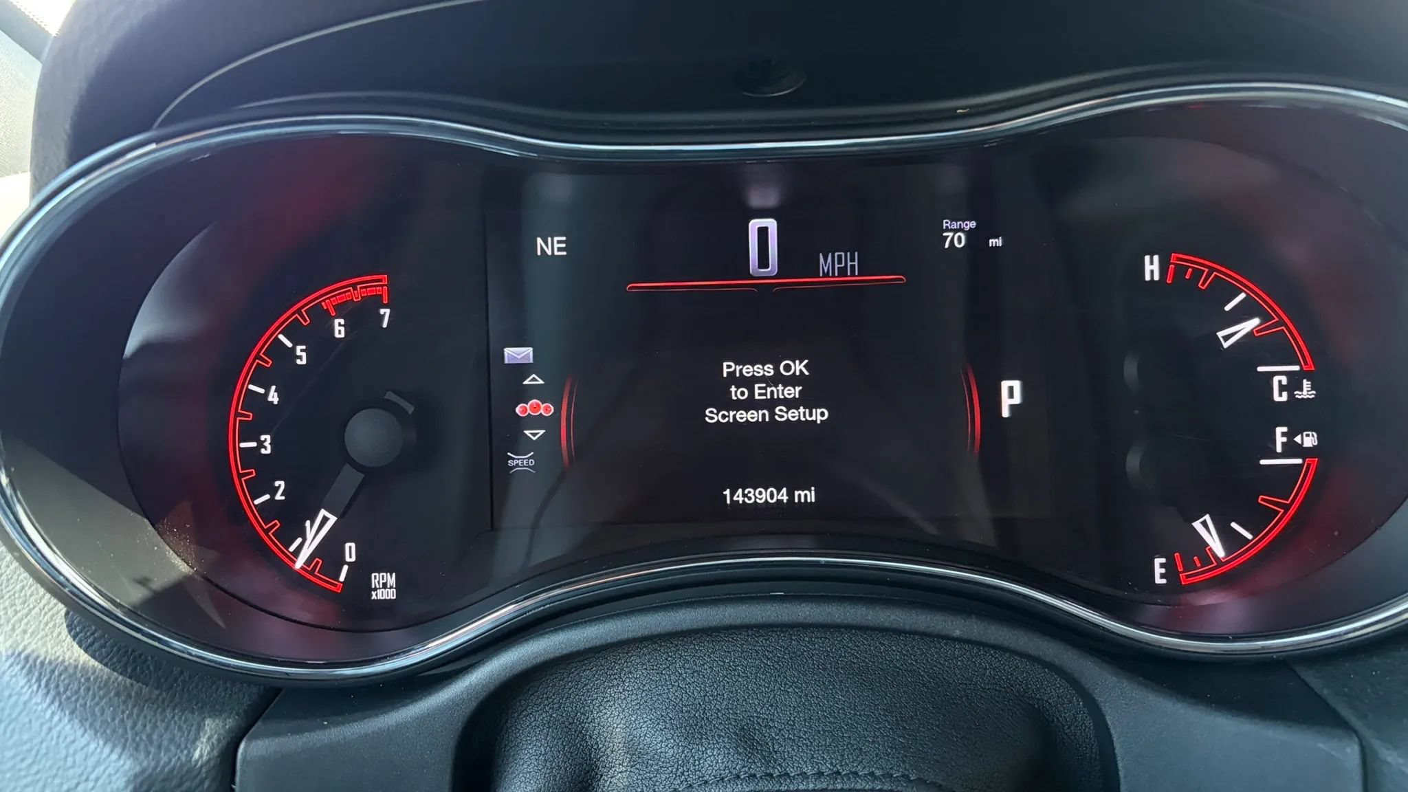 Used 2017 Dodge Durango R/T w/ Technology Group AWD/4WD image 9