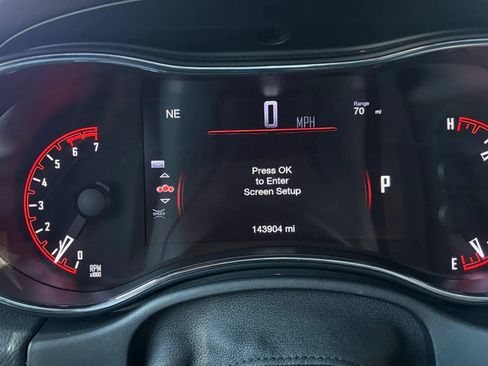 Used 2017 Dodge Durango R/T w/ Technology Group AWD/4WD image 9