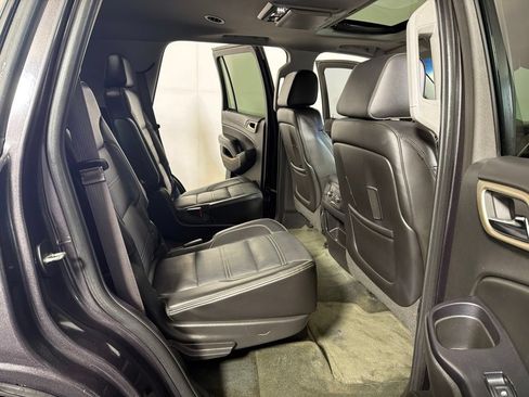 Used 2015 GMC Yukon Denali w/ Touring Package AWD/4WD image 23