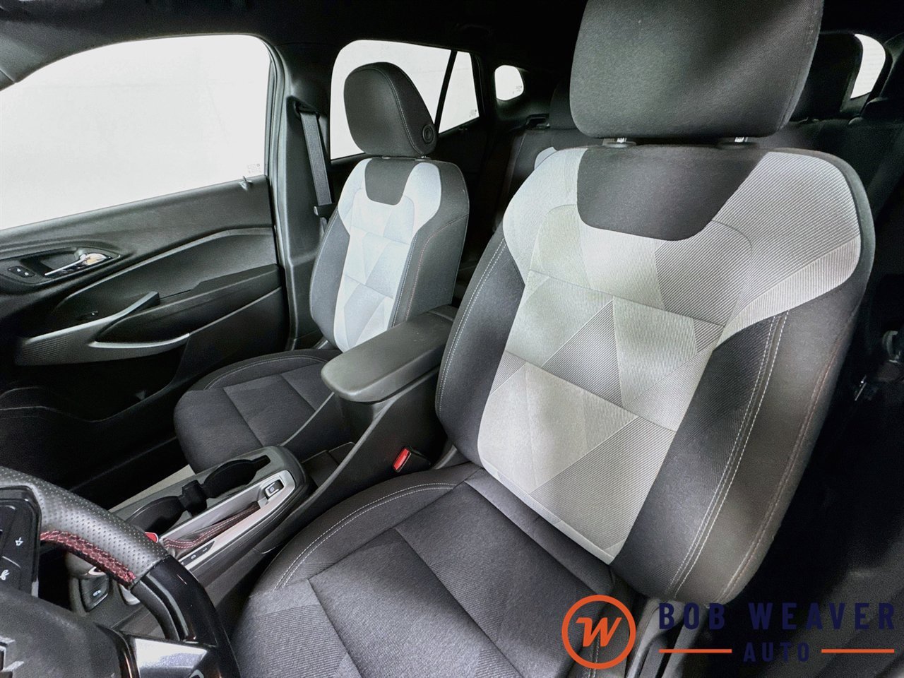 Used 2024 Chevrolet Trax RS w/ Driver Confidence Package FWD image 26