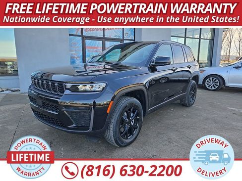 New 2026 Jeep Grand Cherokee Altitude AWD/4WD image 1