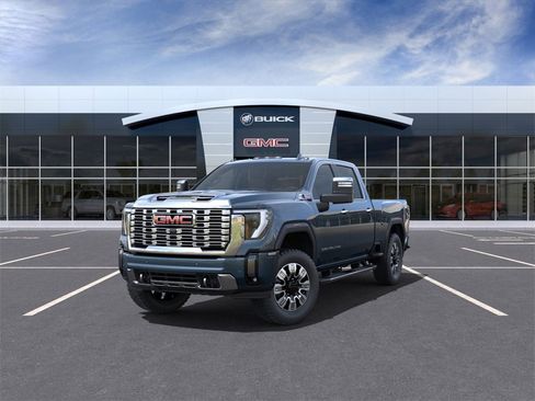New 2025 GMC Sierra 2500 Denali w/ Denali Reserve Package image 8